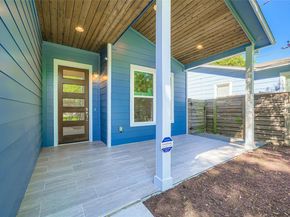 405 W Croslin ST, Austin TX 78752