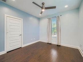 405 W Croslin ST, Austin TX 78752