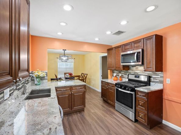 8422 Priest River DR, Round Rock TX 78681