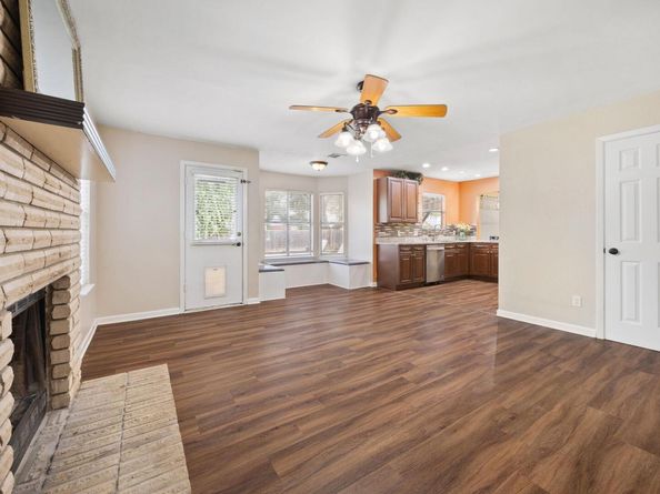 8422 Priest River DR, Round Rock TX 78681