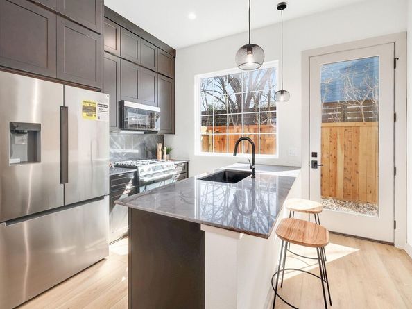 1732 Bunche RD B2, Austin TX 78721