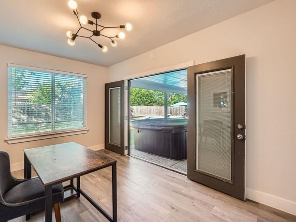 3013 Val DR, Austin TX 78723