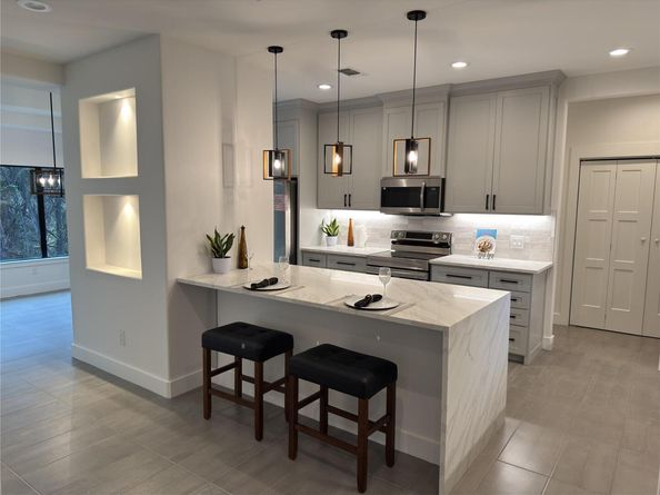 4400 Lindberg LN, Lago Vista TX 78645