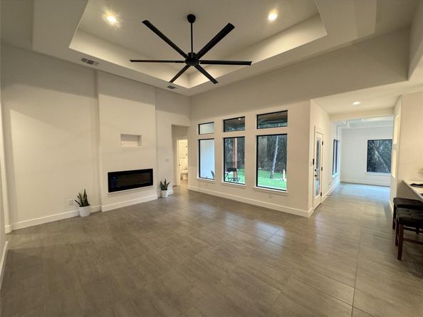 4400 Lindberg LN, Lago Vista TX 78645