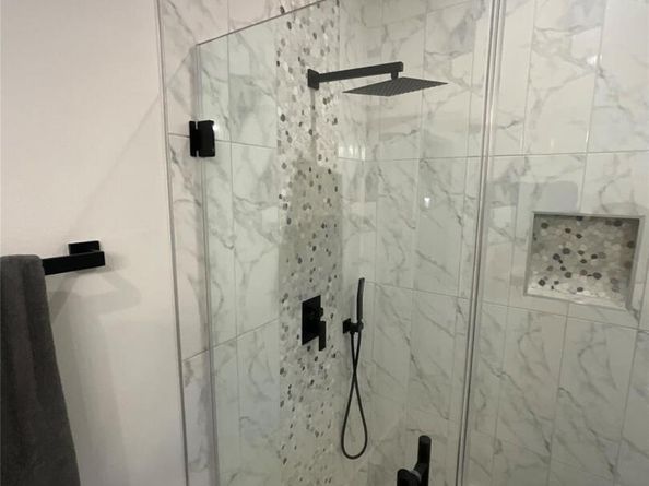 4400 Lindberg LN, Lago Vista TX 78645