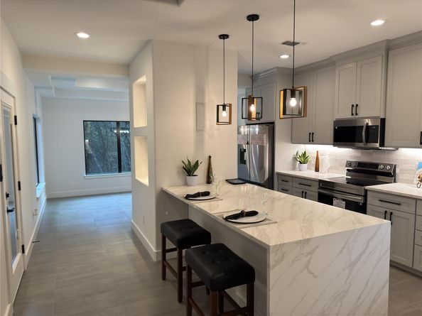 4400 Lindberg LN, Lago Vista TX 78645