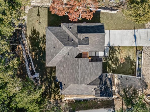 4400 Lindberg LN, Lago Vista TX 78645