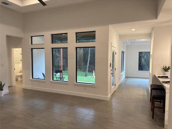 4400 Lindberg LN, Lago Vista TX 78645