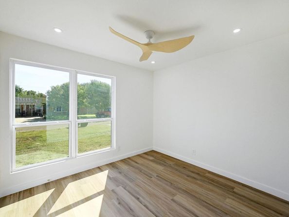 1306 Green Downs DR, Round Rock TX 78664