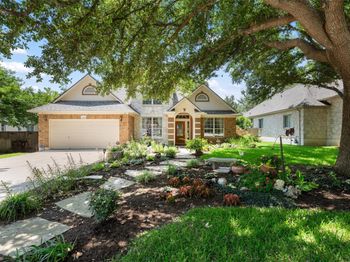 2021 Inverness DR