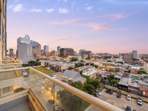 555 E 5th ST 903, Austin TX 78701