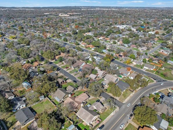 903 Milford WAY, Austin TX 78745