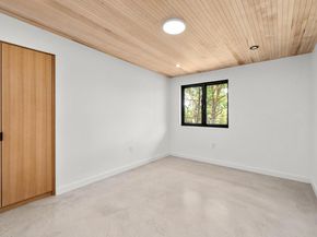 100 Redbud TRL, West Lake Hills TX 78746
