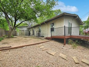 5704 Gloucester LN B, Austin TX 78723