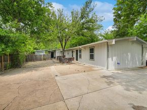 5704 Gloucester LN B, Austin TX 78723