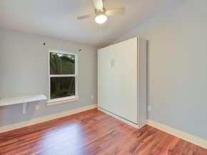 5704 Gloucester LN B, Austin TX 78723