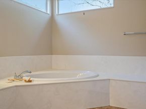 114 Whippoorwill WAY, Georgetown TX 78633