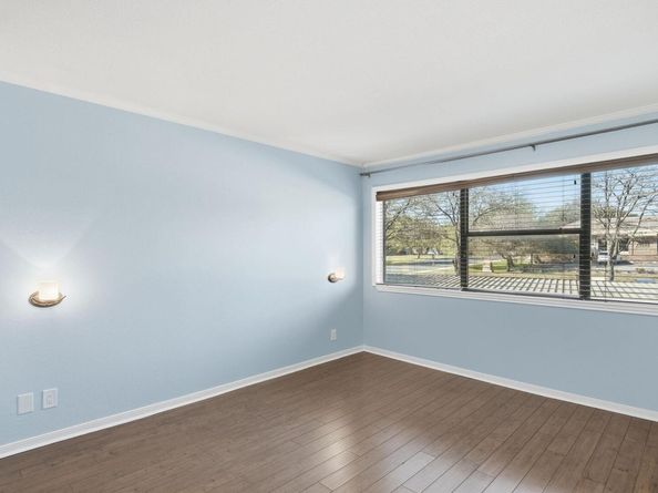 8888 Tallwood DR 2206, Austin TX 78759