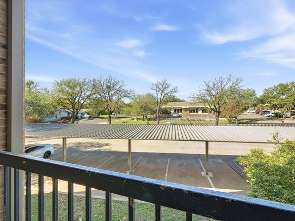 8888 Tallwood DR 2206, Austin TX 78759