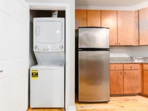 2502 Leon ST 305, Austin TX 78705