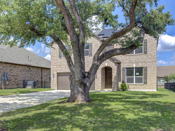 1004 Desaix DR, Georgetown TX 78628