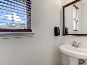 1004 Desaix DR, Georgetown TX 78628