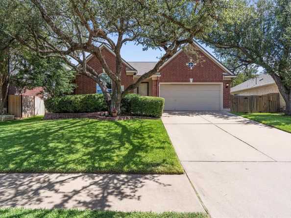 3746 Newland DR, Round Rock TX 78681
