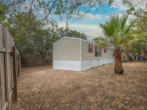 21504 Coyote TRL, Lago Vista TX 78645