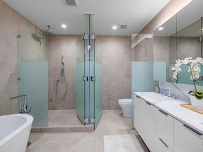 44 East Ave 4305, Austin TX 78701