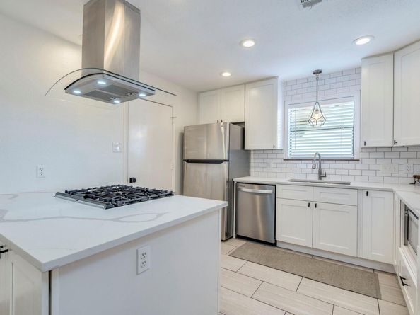 9813 Willers WAY, Austin TX 78748