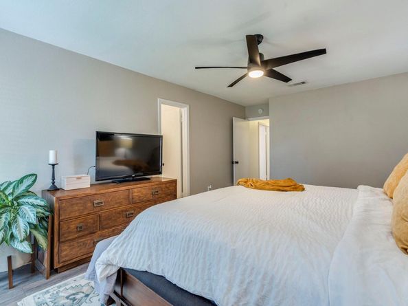 9813 Willers WAY, Austin TX 78748
