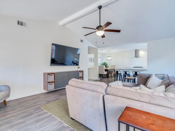 9813 Willers WAY, Austin TX 78748