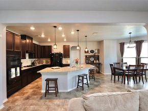 1712 Uhland DR, Leander TX 78641