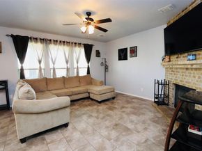 1712 Uhland DR, Leander TX 78641