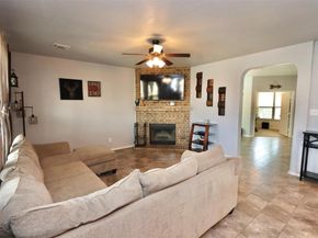 1712 Uhland DR, Leander TX 78641