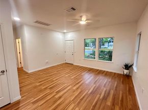 1122 Mansell Ave, Austin TX 78721