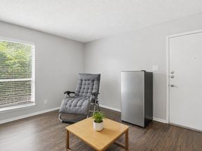 2801 Hemphill PARK A301, Austin TX 78705