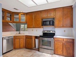 2201 Lakeway BLVD 39, Lakeway TX 78734