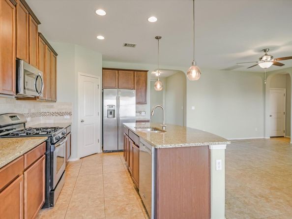 6203 Aviara DR E9, Austin TX 78735