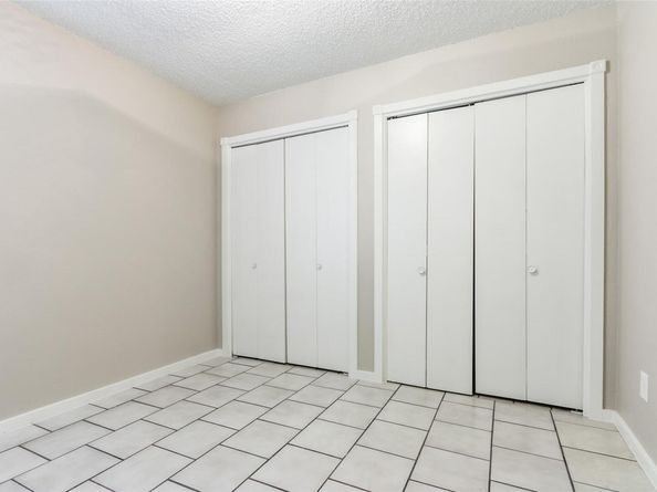2311 Burleson RD A B, Austin TX 78741