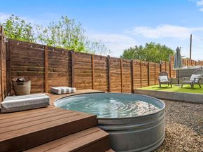 4400 Mount Vernon DR B, Austin TX 78745