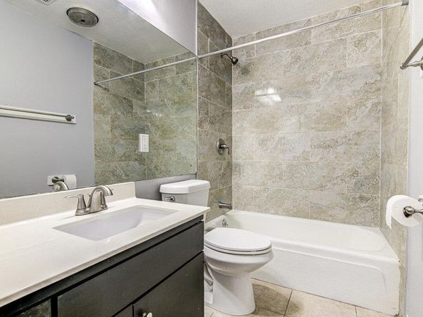 1207 W Rundberg LN, Austin TX 78758