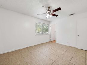 1207 W Rundberg LN, Austin TX 78758