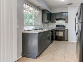 1207 W Rundberg LN, Austin TX 78758