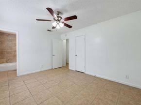 1207 W Rundberg LN, Austin TX 78758