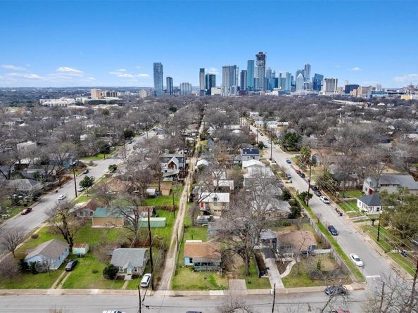 66 Anthony ST, Austin TX 78702