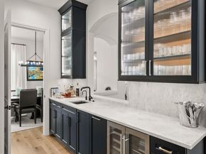 2300 Barton Creek BLVD 8, Austin TX 78735