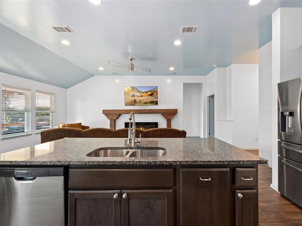 4134 Rockwood DR, Lago Vista TX 78645