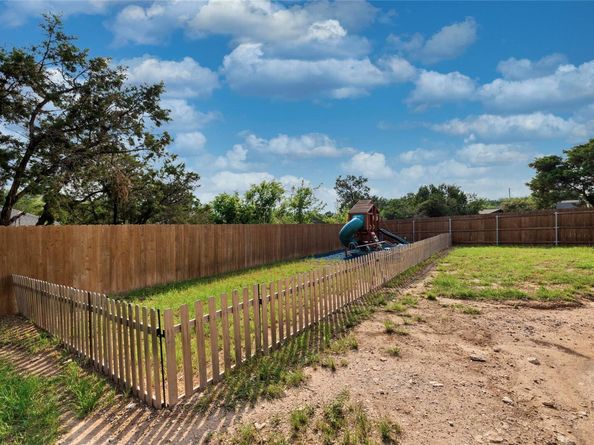 4134 Rockwood DR, Lago Vista TX 78645