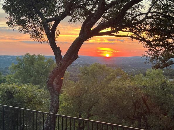 1306 Quaker Ridge DR, Austin TX 78746